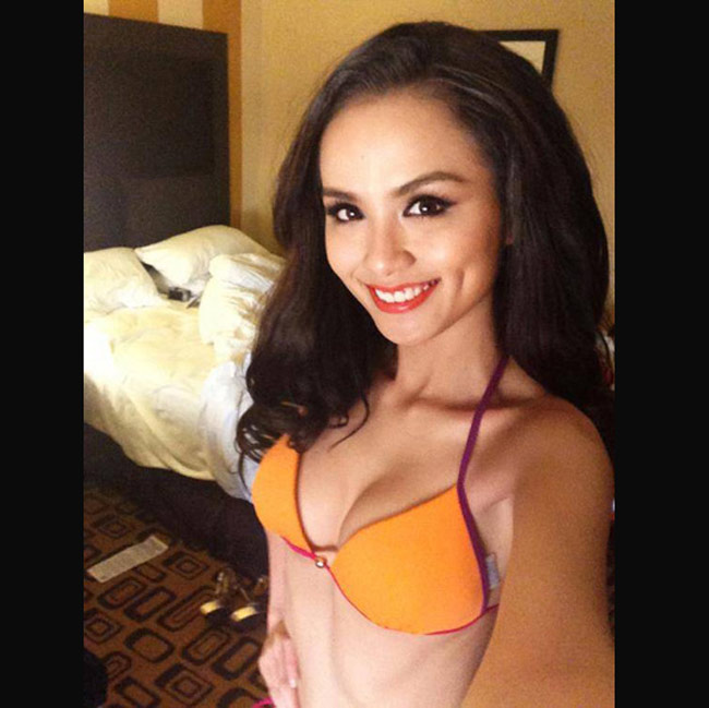 Hoa hậu Diễm Hương khoe ảnh bikini.